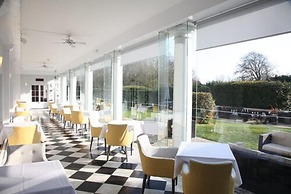 Manor of Groves Hotel, Golf & Health Club