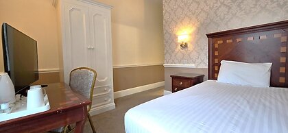 Manor of Groves Hotel, Golf & Health Club
