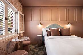 Medusa Boutique Hotel
