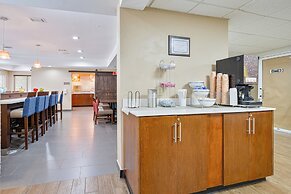 Comfort Inn & Suites Montgomery East Carmichael Rd