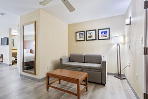 Comfort Inn & Suites Montgomery East Carmichael Rd