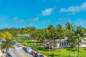 Bentley Hotel South Beach