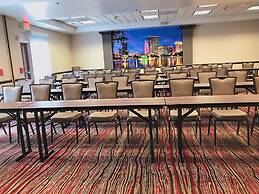 Ramada by Wyndham Suites Orlando Airport