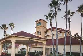 La Quinta Inn & Suites by Wyndham Orlando Airport North