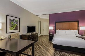 La Quinta Inn & Suites by Wyndham Orlando Airport North
