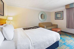 La Quinta Inn & Suites by Wyndham Ft. Lauderdale Plantation