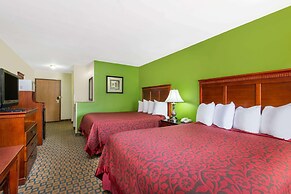 Days Inn & Suites by Wyndham Wichita