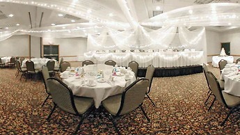 Country Inn & Suites by Radisson, Mankato Hotel and Conference Center,
