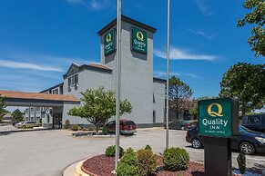 Quality Inn Lees Summit - Kansas City