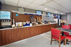 Holiday Inn Express Hotel & Suites Sunbury - Columbus Area by IHG