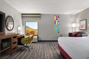 Hampton Inn Roanoke/Hollins - I-81