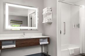 Hampton Inn Roanoke/Hollins - I-81