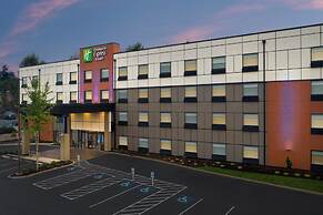 Holiday Inn Express Hotel & Suites Puyallup (Tacoma Area), an IHG Hote