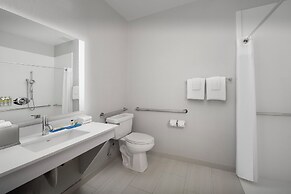 Holiday Inn Express Hotel & Suites Puyallup (Tacoma Area) by IHG