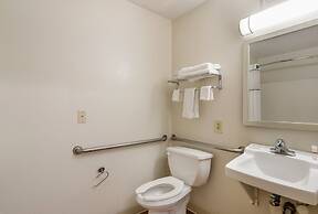 HomeTowne Studios By Red Roof Denver - Airport/ Aurora