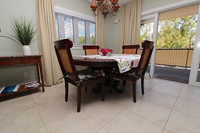 Coconut Mallory Resort And Marina By Kees Vacations