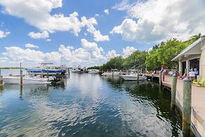 Coconut Mallory Resort And Marina By Kees Vacations