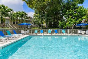 Coconut Mallory Resort And Marina By Kees Vacations