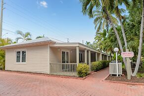 Coconut Mallory Resort And Marina By Kees Vacations