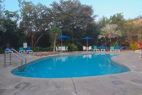 Coconut Mallory Resort And Marina By Kees Vacations