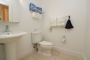 Coconut Mallory Resort And Marina By Kees Vacations