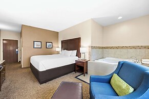 Comfort Inn & Suites Pueblo