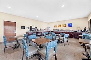 Comfort Inn & Suites Pueblo