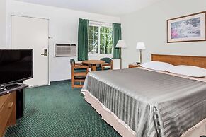 Travelodge by Wyndham Grants Pass