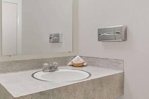 Travelodge by Wyndham Grants Pass