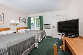 Travelodge by Wyndham Grants Pass