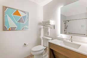 Comfort Suites At Tucson Mall