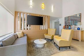 Comfort Suites At Tucson Mall