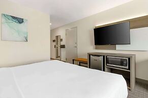 Comfort Suites At Tucson Mall