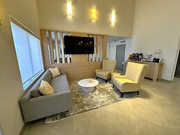 Comfort Suites At Tucson Mall