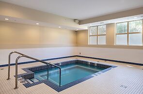 Super 8 by Wyndham Kamloops On The Hill