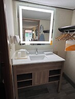 Days Inn by Wyndham Liverpool/Syracuse