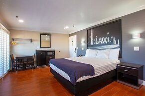 Elev8 Hotel Los Angeles LAX