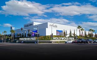 Elev8 Hotel Los Angeles LAX