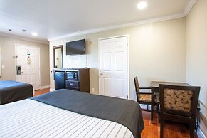 Elev8 Hotel Los Angeles LAX