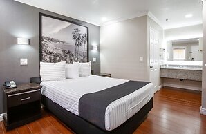 Elev8 Hotel Los Angeles LAX
