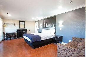 Elev8 Hotel Los Angeles LAX