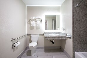 Elev8 Hotel Los Angeles LAX