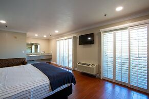 Elev8 Hotel Los Angeles LAX