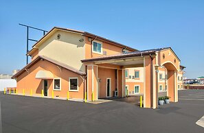 Super 8 by Wyndham Amarillo