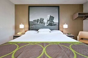 Super 8 by Wyndham Amarillo