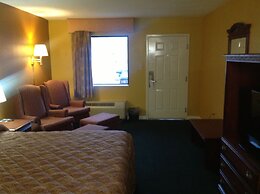 Colonial Inn & Suites /Airport/Graceland
