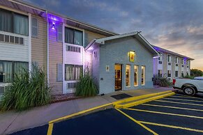Super 8 by Wyndham El Dorado