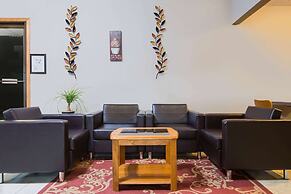 Super 8 by Wyndham Pella