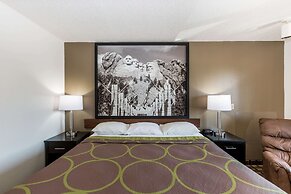 Super 8 by Wyndham Wayne