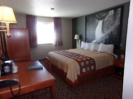Super 8 by Wyndham Gillette